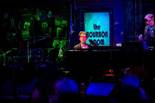 Photo Flash: Jason Robert Brown Takes the Stage at L.A.'s Bourbon Room  Image