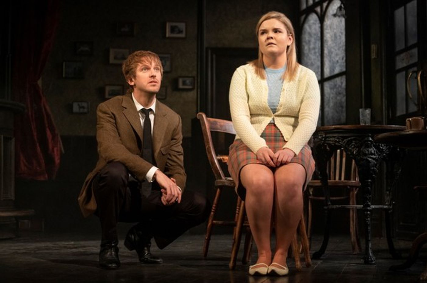 Photo Flash: First Look at Dan Stevens, Mark Addy, Tracie Bennett and More in HANGMEN  Image