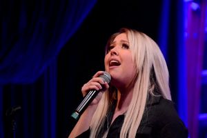 Chloe Lowery @ BroadwayWorld Chloe Lowery Photo