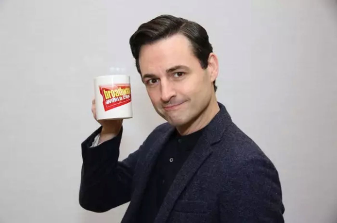 Wake Up With BWW 3/27: National Theatre Streams Productions For Free, and More!  Image