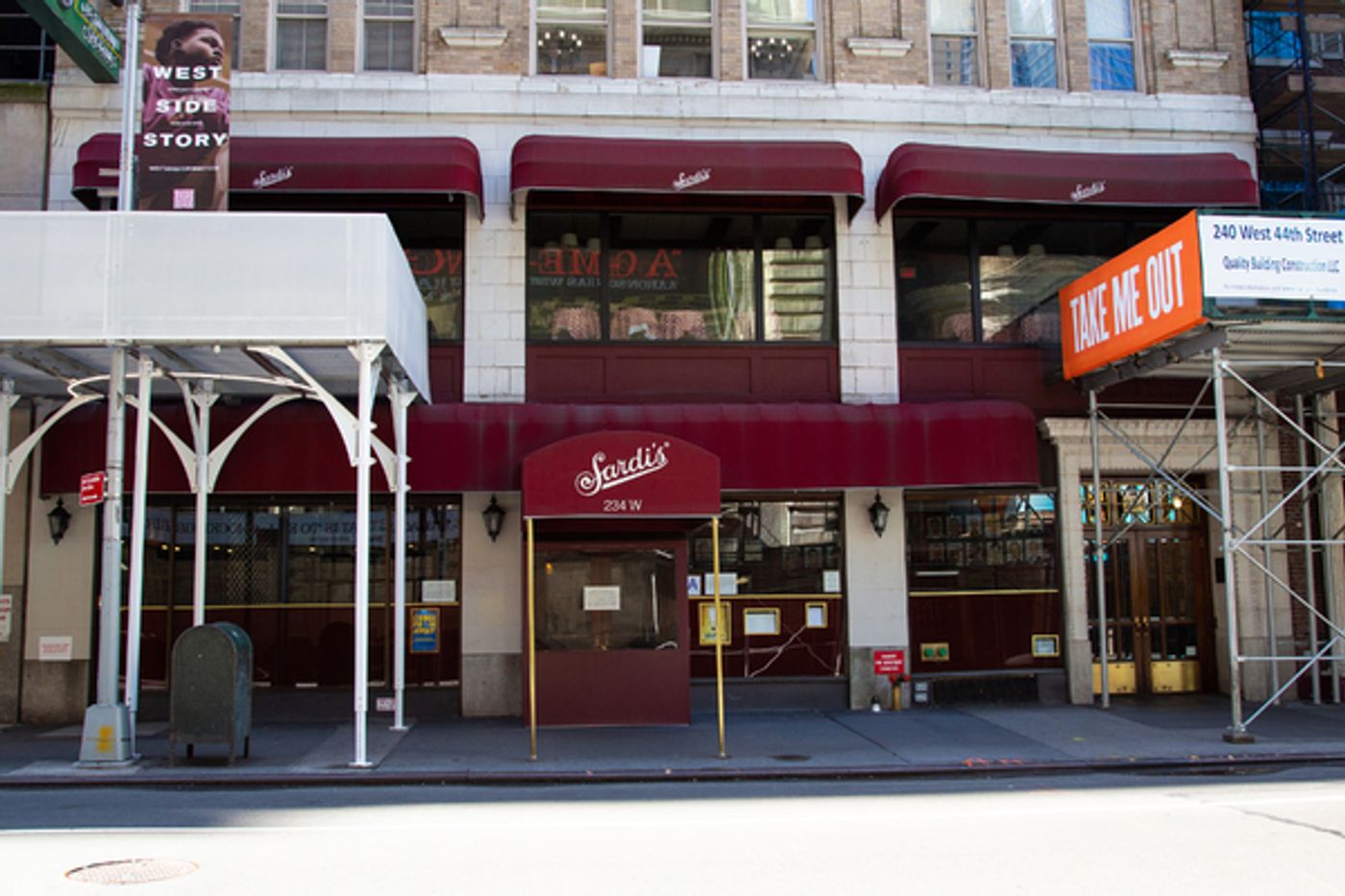Photo Coverage: 19 Eerie Images of a Desolate Times Square  Image