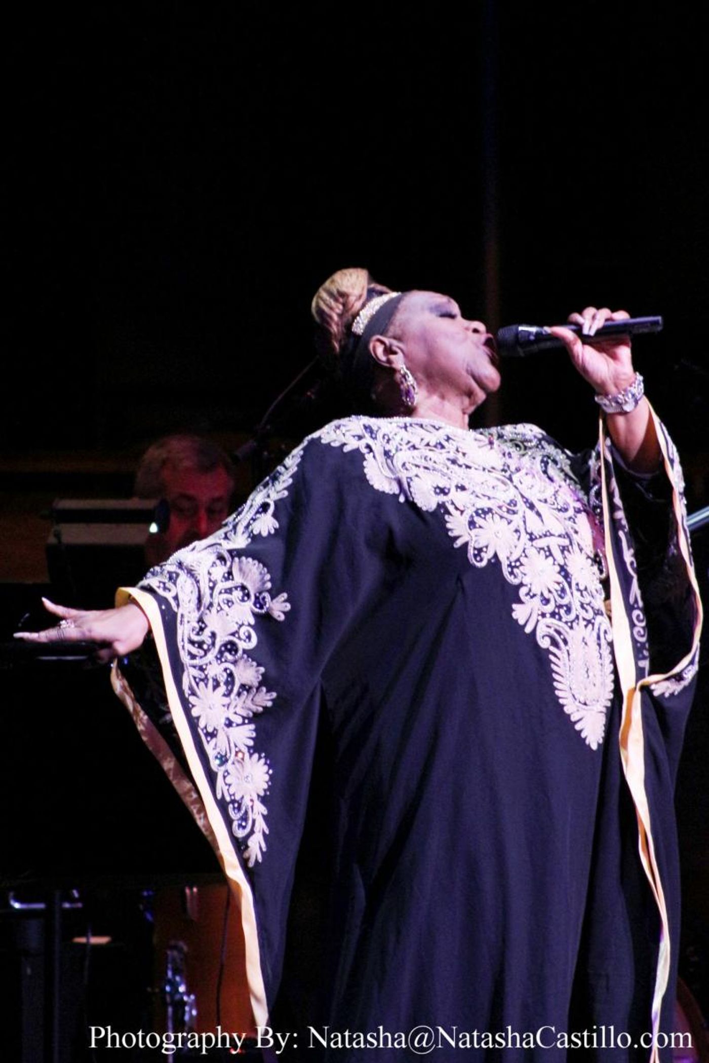 Interview: At Home With Avery Sommers  Image