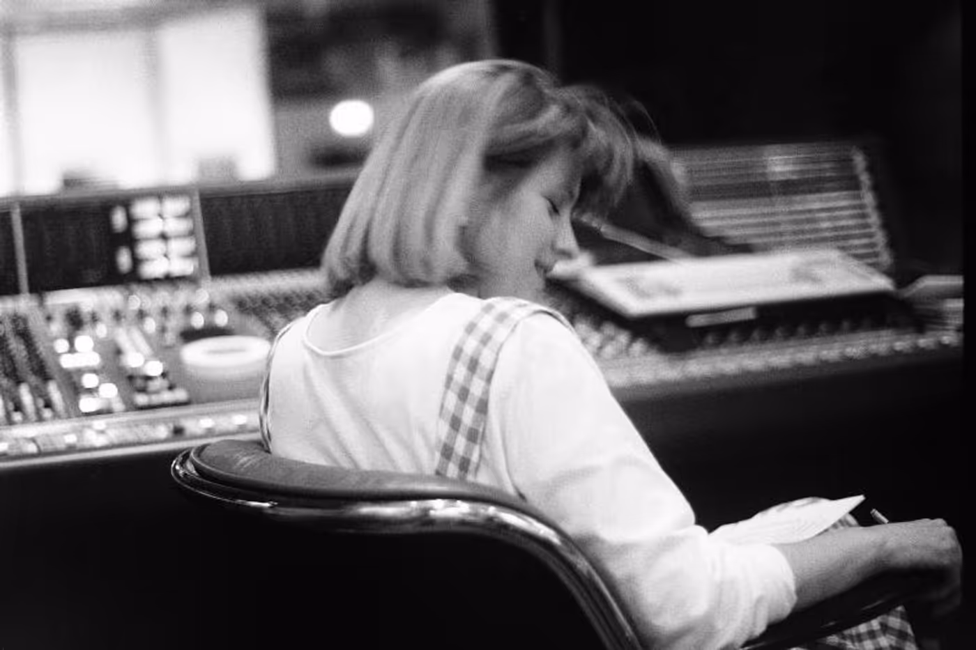 Feature: Chick Singer - My Memories of Nancy LaMott  Image