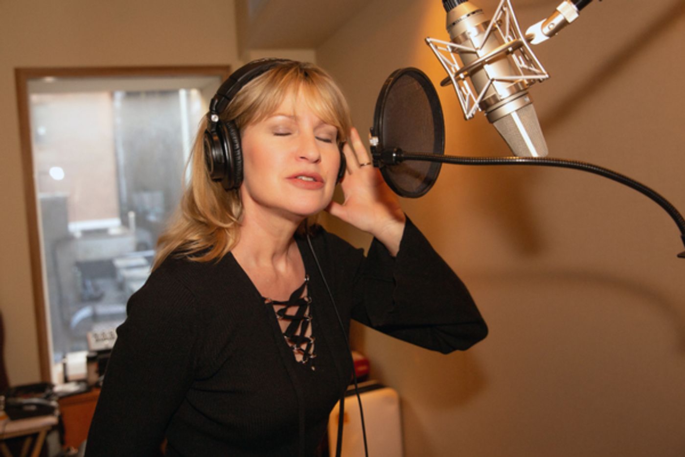 Photo Flash: Inside the Recording Studio with the Cast of GIRL FROM THE NORTH COUNTRY  Image