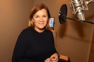 Mare Winningham @ BroadwayWorld Mare Winningham Photo