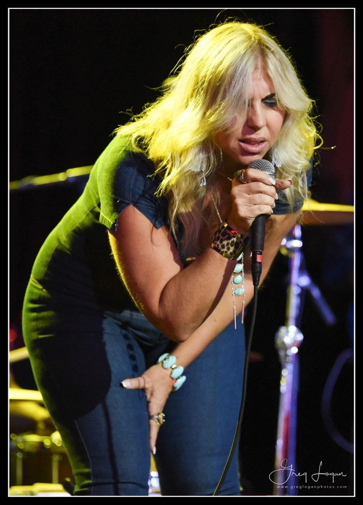 Interview: Eliza Neals Forges Blues-Rock Outing on 'Black Crow Moan'  Image