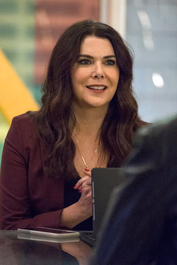 Lauren Graham

Photo by: James Dittiger/NBC Photo