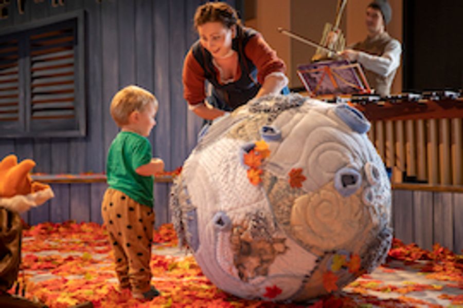 Guest Blog: Roxana Haines On Scottish Opera's FOX-TOT! and Online Family Activities Image