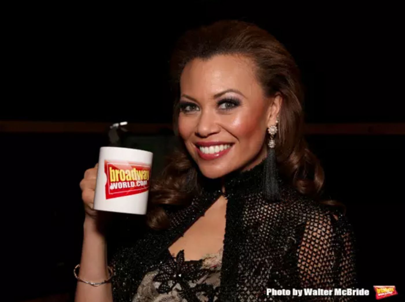 Wake Up With BWW 5/6: De Blasio Hopes to Return to Normalcy in NYC in September, and More!  Image