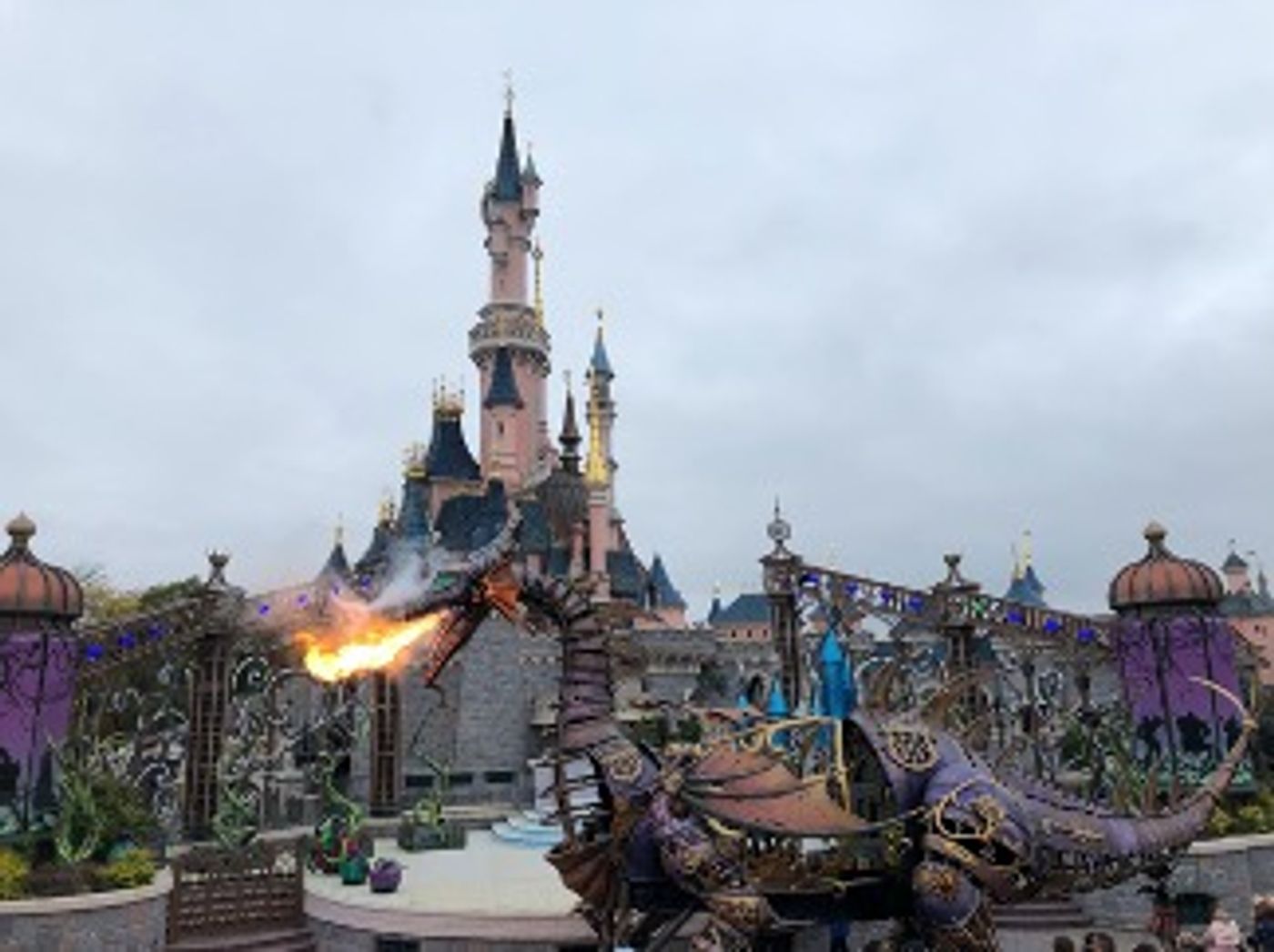 BWW Blog: Living in a “Franglais” World - Bilingual Shows at Disneyland Paris  Image