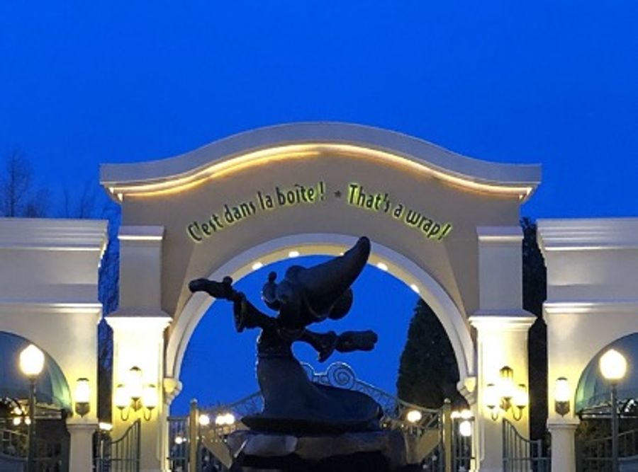 BWW Blog: Living in a “Franglais” World - Bilingual Shows at Disneyland Paris Image