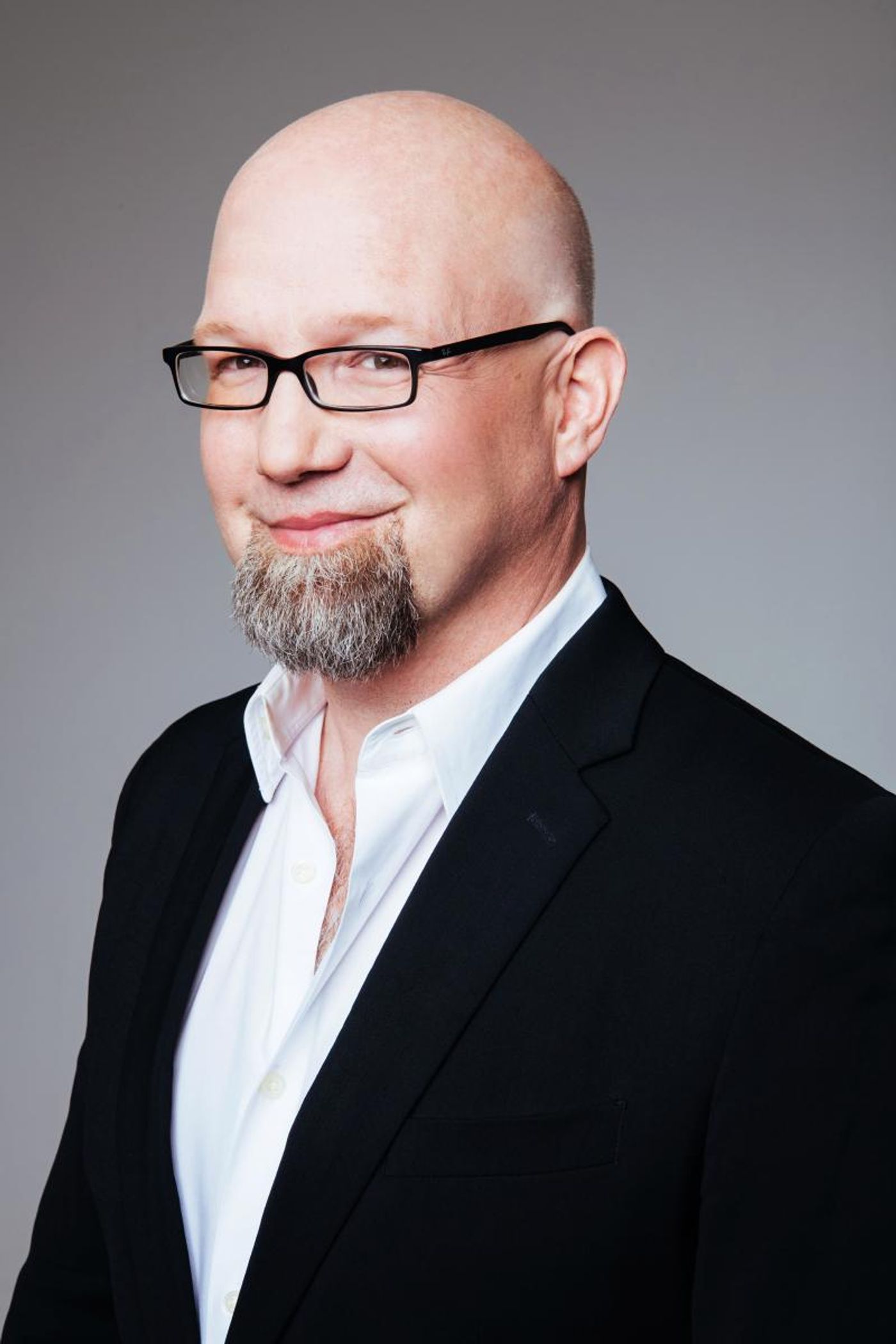 Feature: Scott Coulter Launches Spot-On Arts Academy  Image