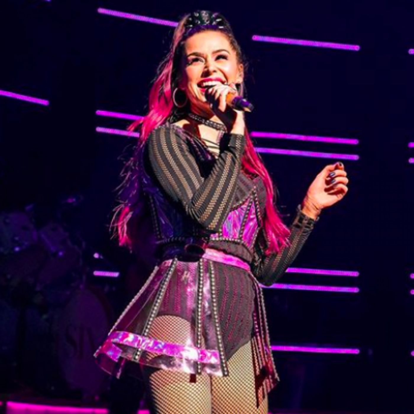 BWW Exclusive: Quarantine Qs with SIX Star Samantha Pauly!  Image