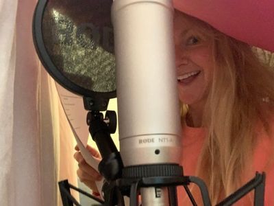 Sarah Hadland Photo