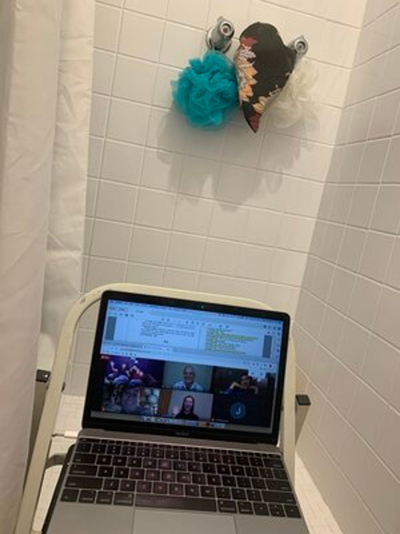 Review: PROOF at MASQUERADE THEATRE Adds Up  Image