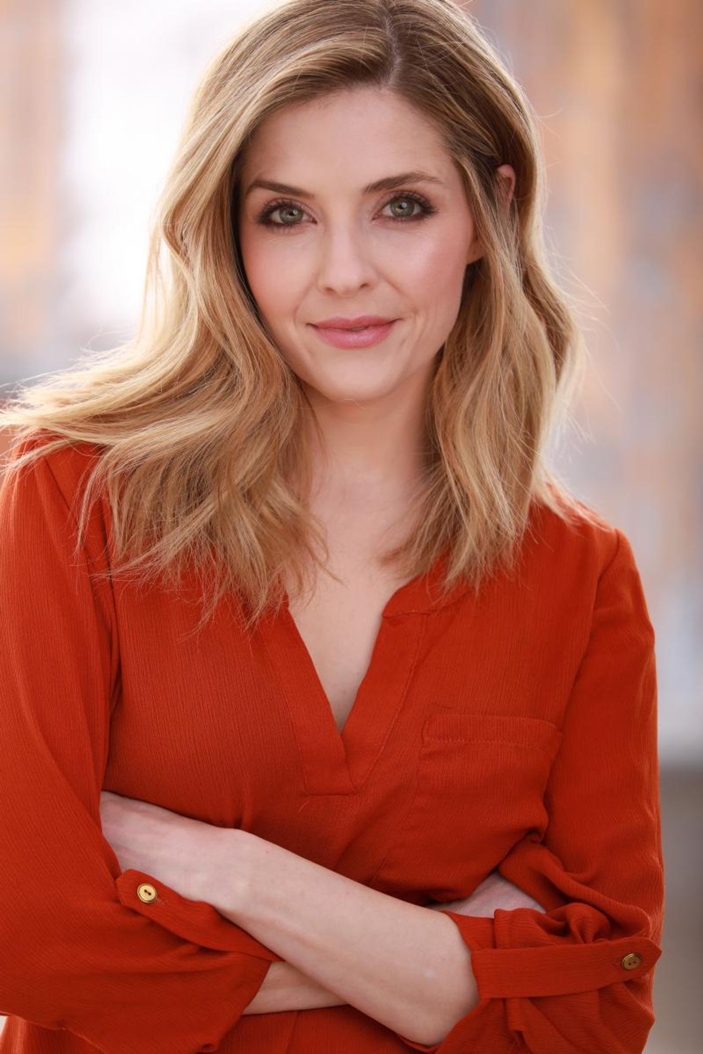 Podcast: BroadwayRadio Chats with Hallmark Movie Star Jen Lilley about Her Fight to Build Homes for Foster Children  Image