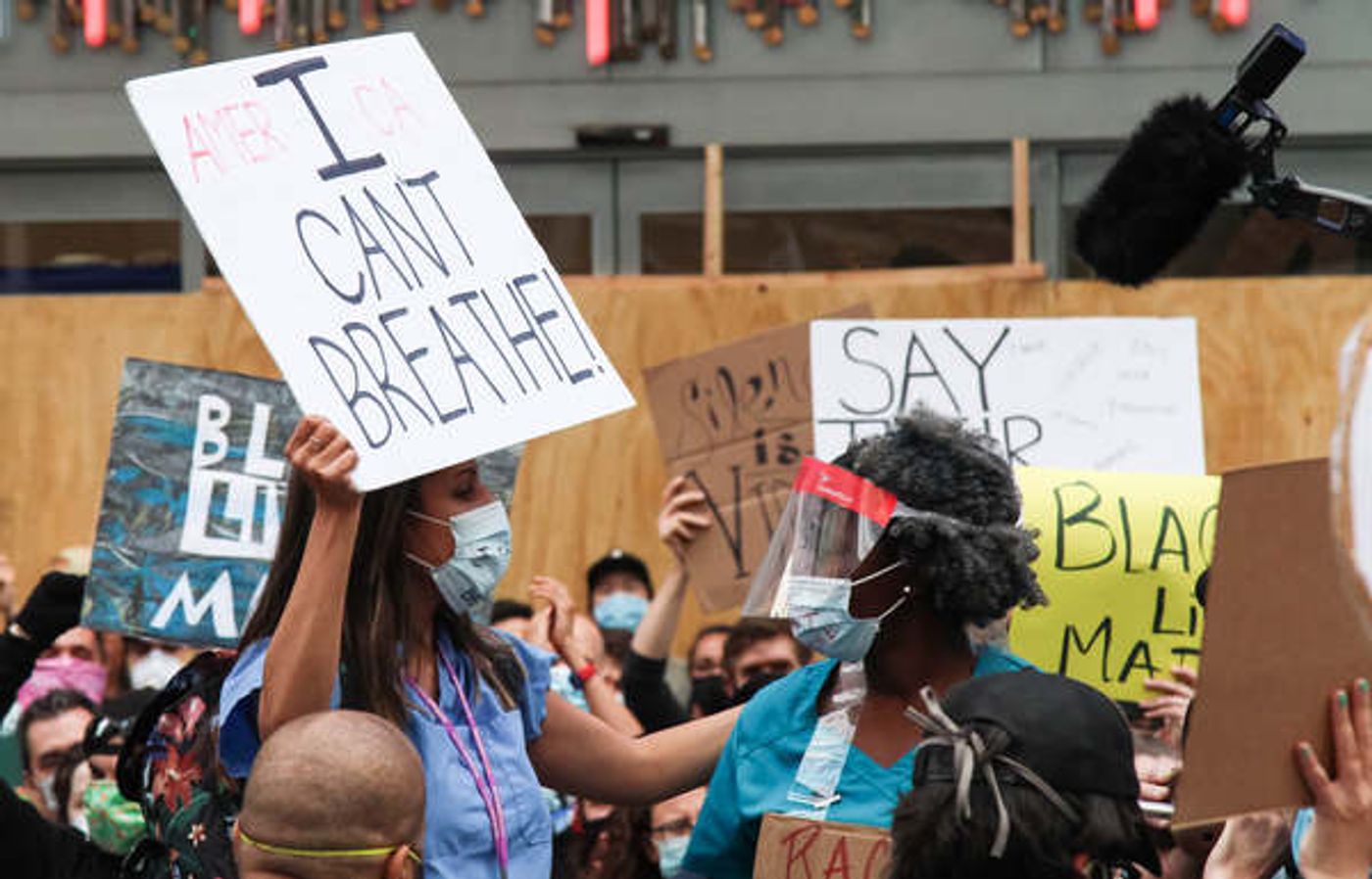 Photo Flash: New Yorkers Take To The Streets For Black Lives Matter Protests  Image