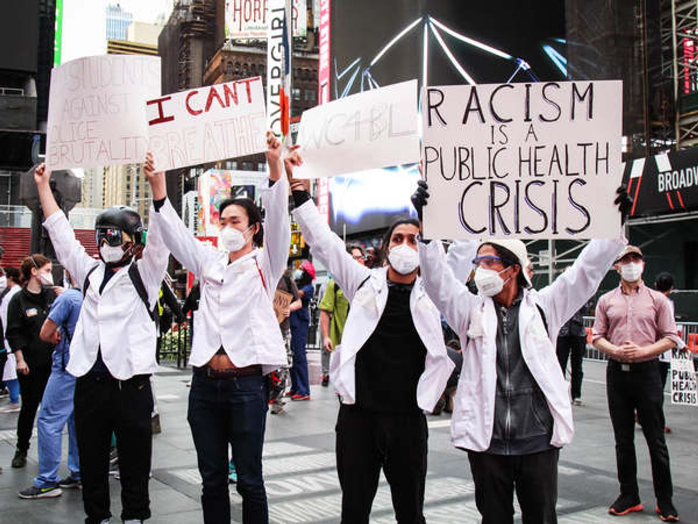 Photo Flash: New Yorkers Take To The Streets For Black Lives Matter Protests  Image