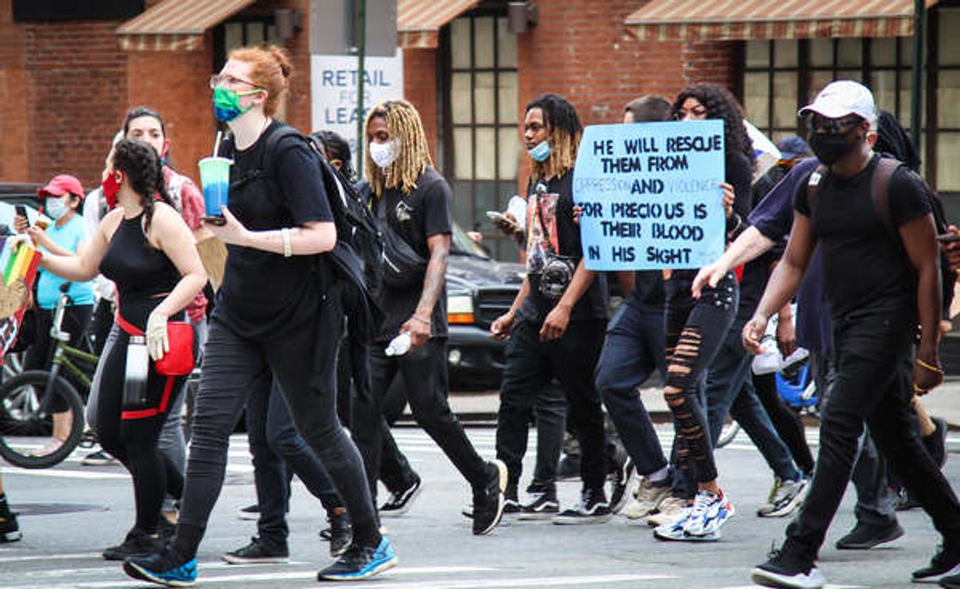 Photo Flash: New Yorkers Take To The Streets For Black Lives Matter Protests  Image