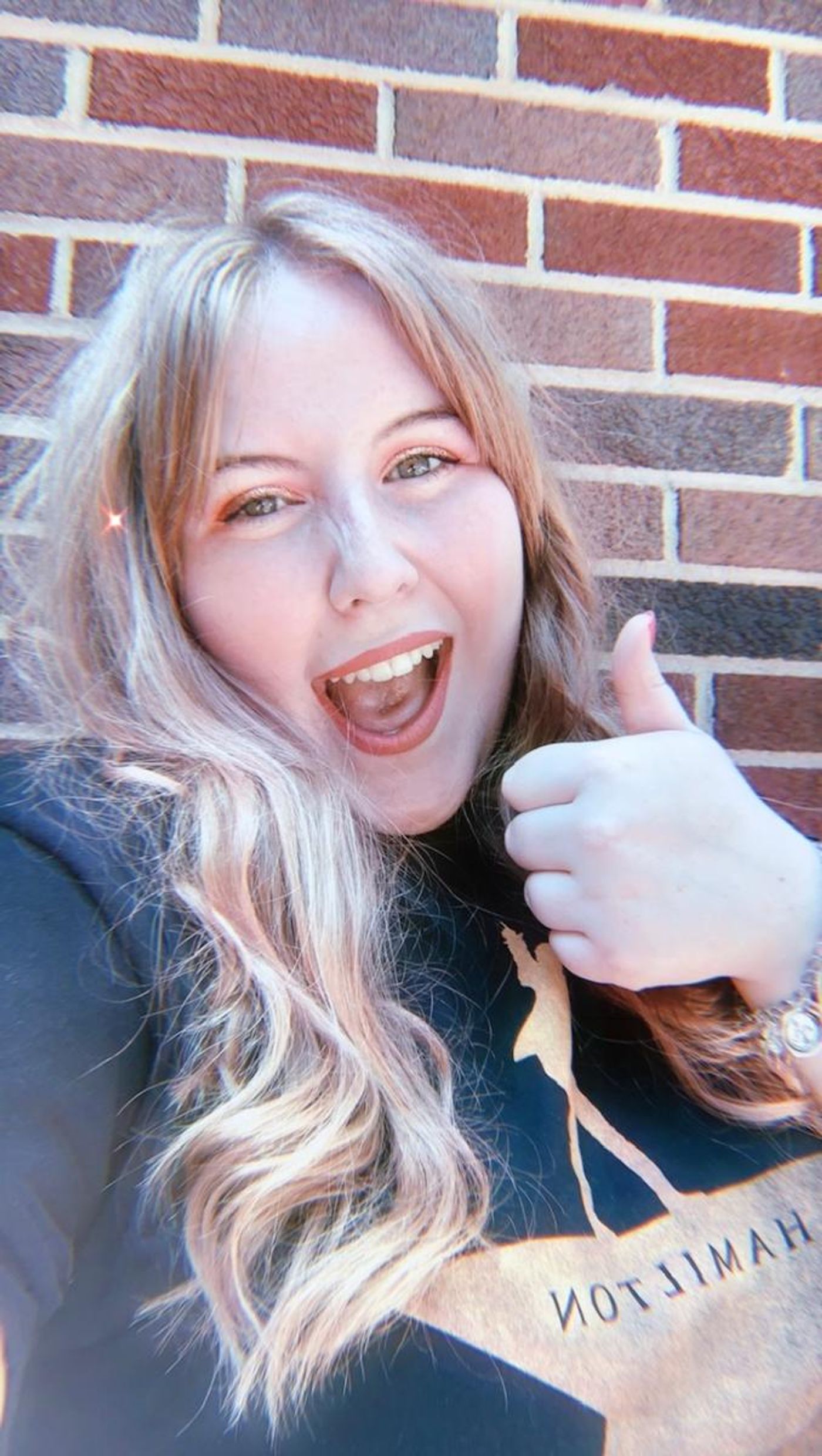 BWW Blog: Live or Virtual: The Ultimate Duel!  Image