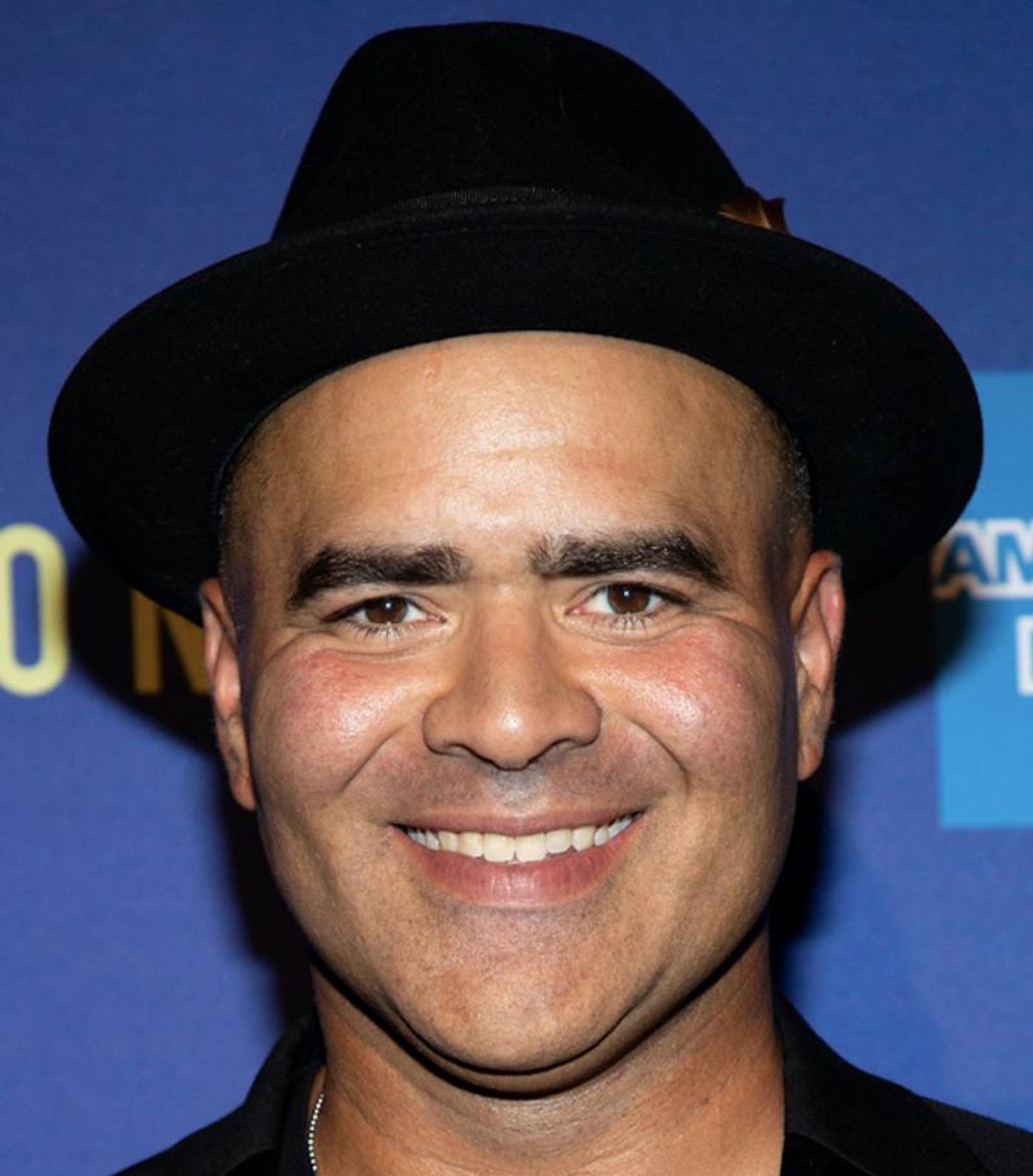 VIDEO: THE CHAOS TWINS Are Joined by Special Guest Chris Jackson  Image