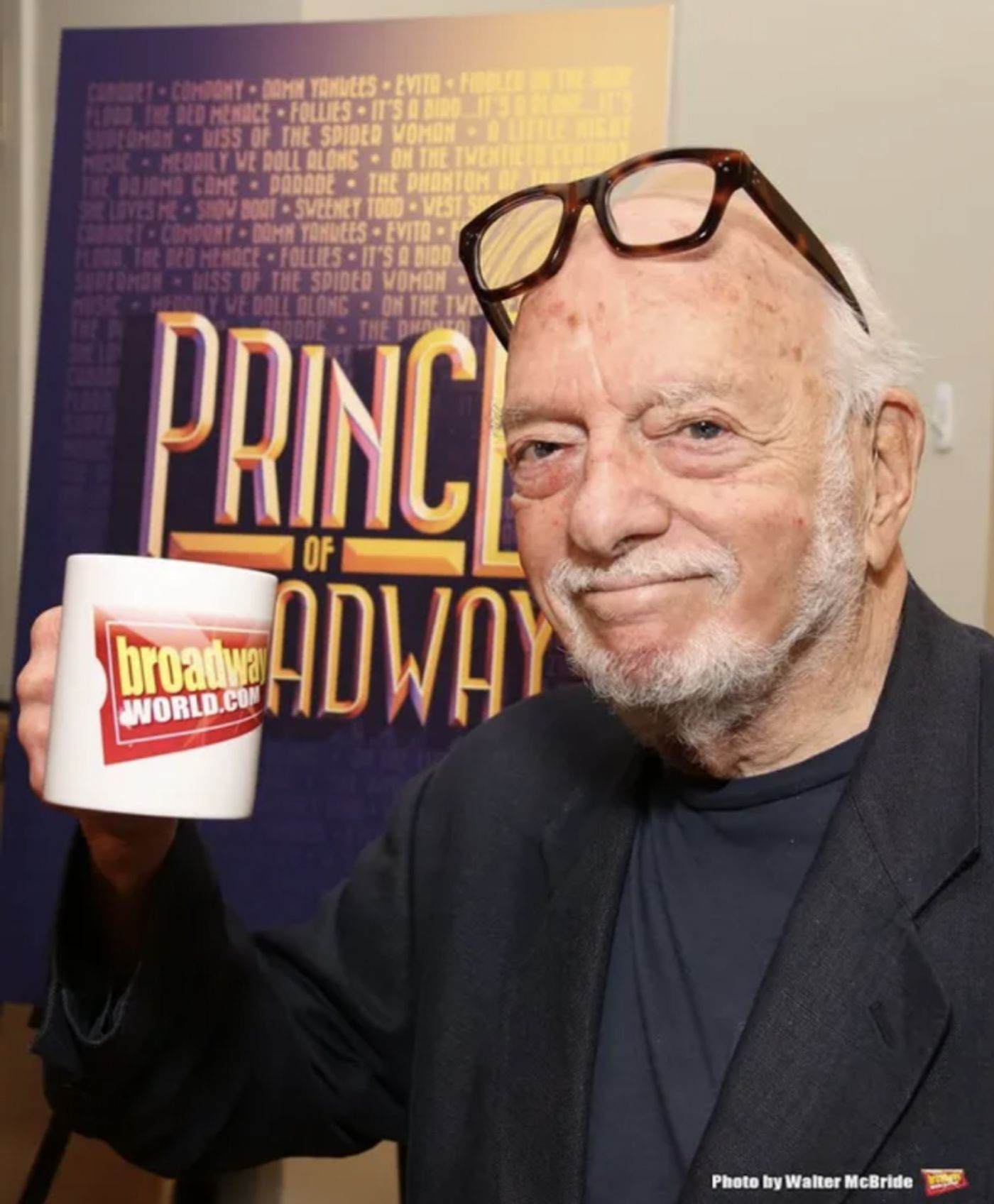 Wake Up With BWW 7/17: BROADWAY BARKS, Immersive GREAT COMET Comes to Florida, and More!  Image