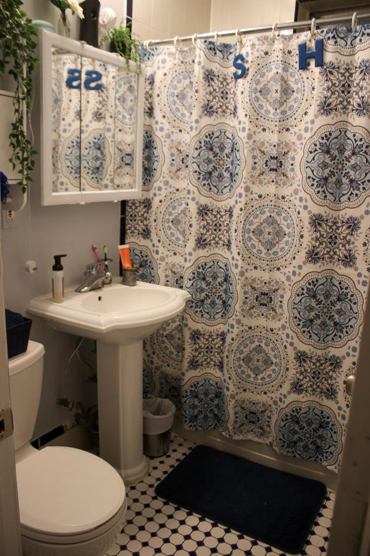 Interview: At Home With Hannah Jane Interview: At Home With Hannah Jane Image