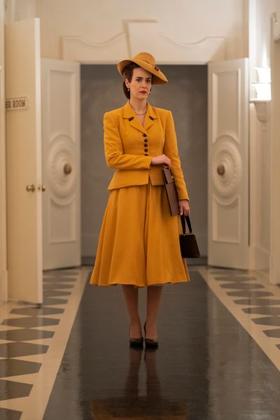 SARAH PAULSON Photo