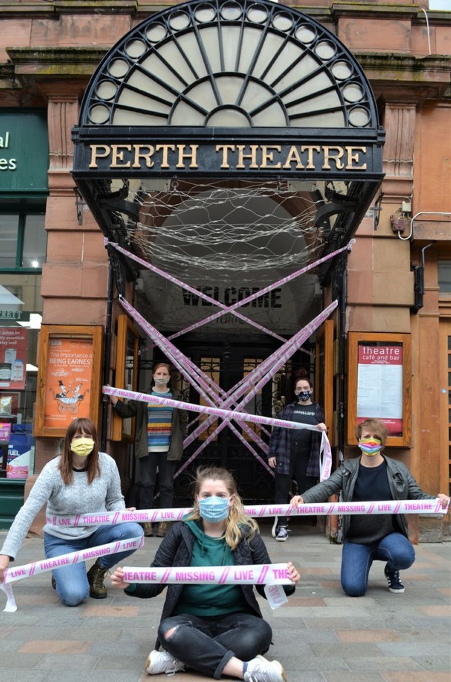 Photo Flash: Looking Back at the UK Venues That Took Part in #MissingLiveTheatre Image