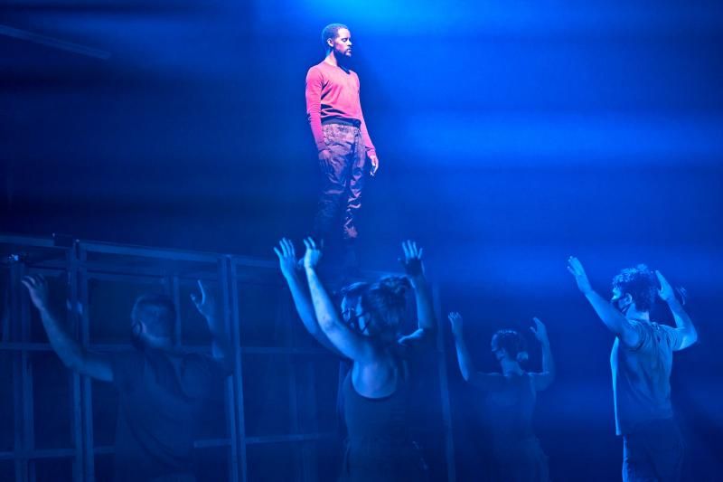 Review: DIAVOLO Architechture in Motion Presents THIS IS ME: LETTERS FROM THE FRONT LINES  Image