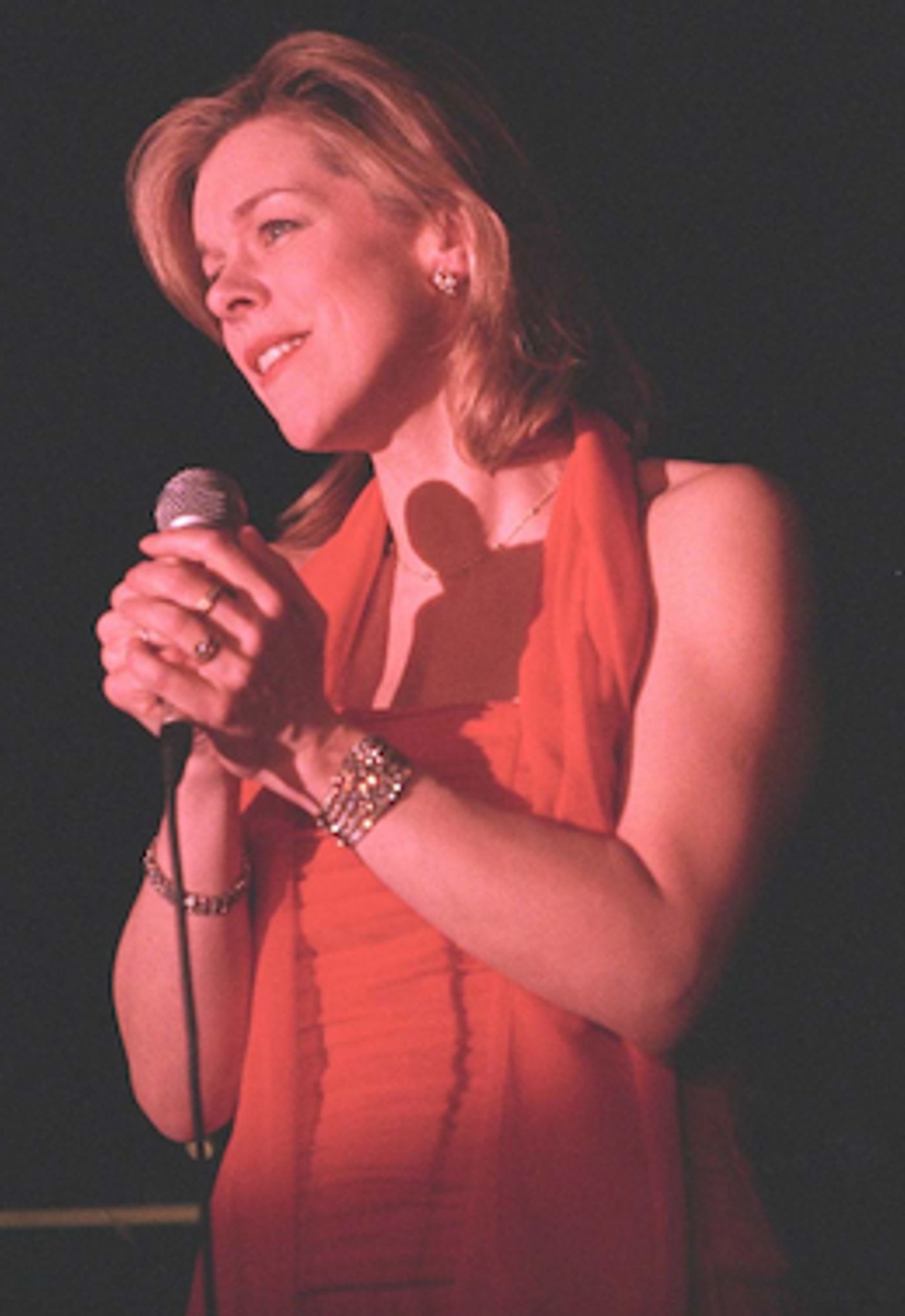 Interview: Janie Dee Talks A LITTLE NIGHT MUSIC at Opera Holland Park  Image