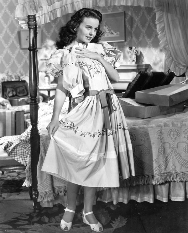 Jeanne Crain Photo