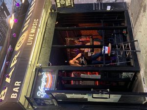 Jacklyn Thrapp introducing guests. Photo