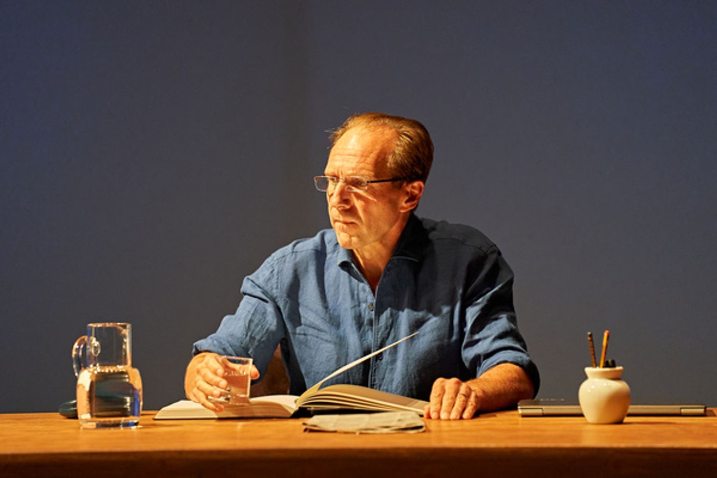 Photo Flash: See Ralph Fiennes in Bridge Theatre's BEAT THE DEVIL  Image