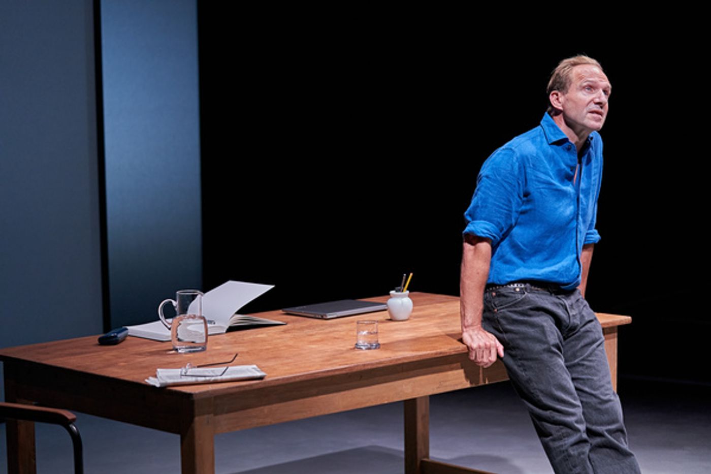 Photo Flash: See Ralph Fiennes in Bridge Theatre's BEAT THE DEVIL  Image