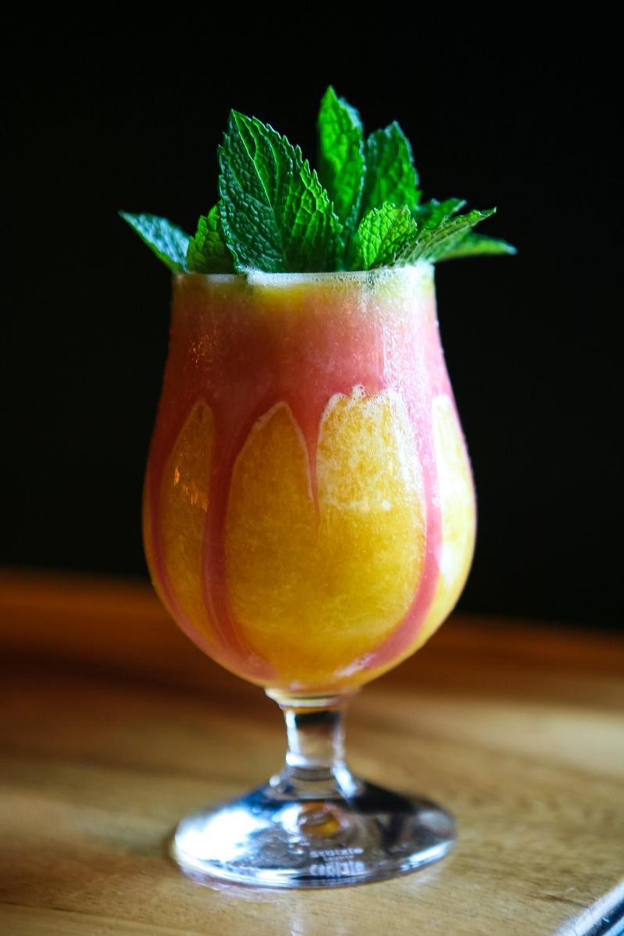 REFRESHING COCKTAIL RECIPES-Cheers to the Labor Day Weekend Image