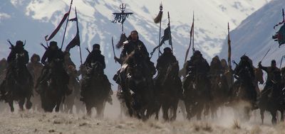 Disney's MULAN

Bori Khan (Jason Scott Lee) and his troops

Photo: Film Frame

© 201 Photo
