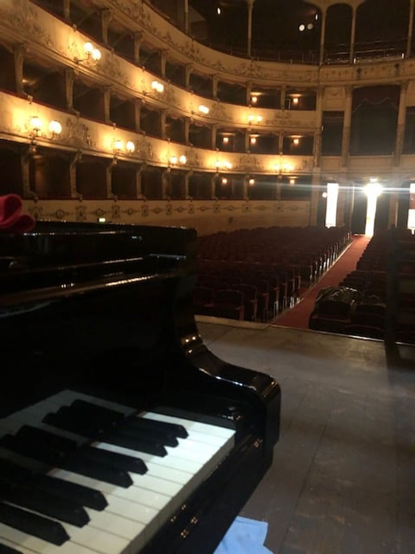 Interview: Hershey Felder of GEORGE GERSHWIN ALONE LIVESTREAM from Florence, Italy  Image