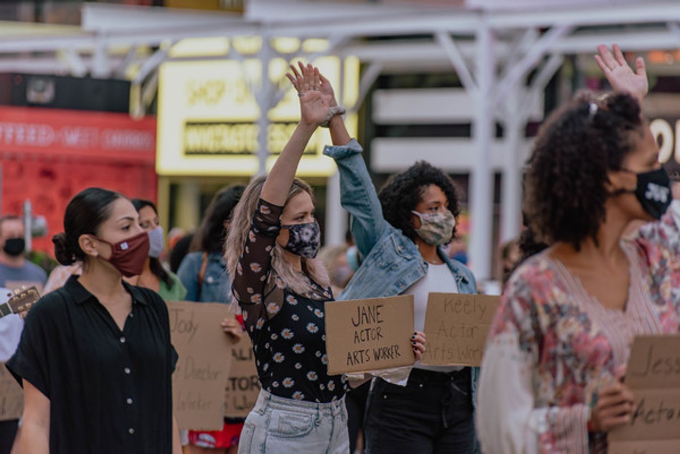 Photo Flash: Artists Gather in Times Square for Be An #ArtsHero Campaign  Image