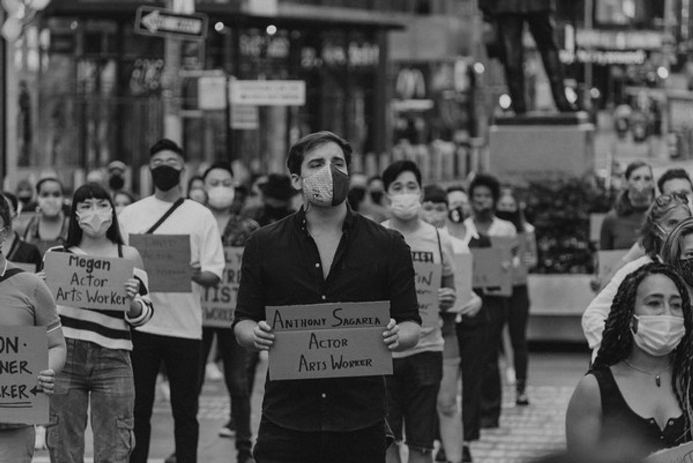 Photo Flash: Artists Gather in Times Square for Be An #ArtsHero Campaign  Image