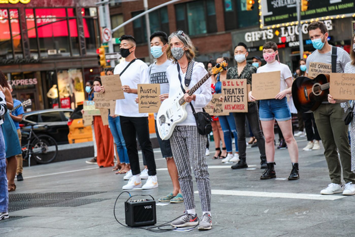 Photo Flash: Artists Gather in Times Square for Be An #ArtsHero Campaign  Image