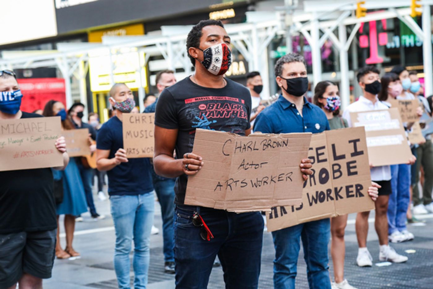 Photo Flash: Artists Gather in Times Square for Be An #ArtsHero Campaign  Image