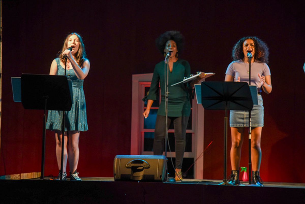 Carly Gendell, Kimberly Marable, Gianna Harris at 