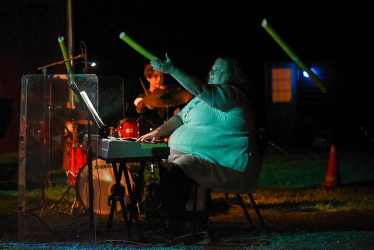 Julia Schade, Elena Bonomo at 