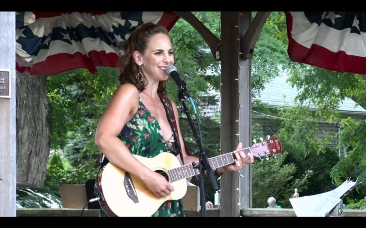 BWW Previews: Dawn Derow Presents BACKYARD TROUBADOURS Concert October 3rd  Image