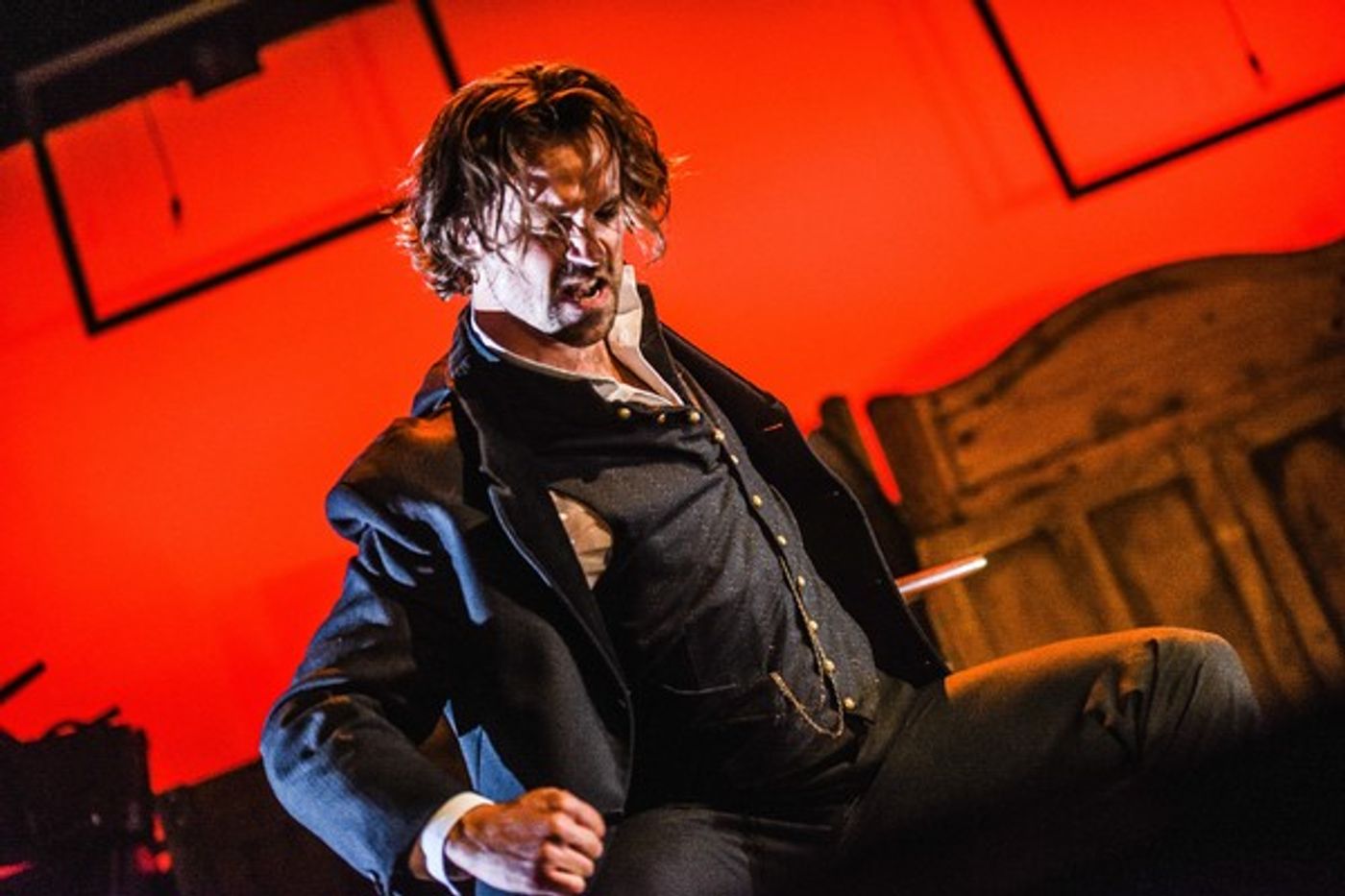 Photo Flash: First Look at Blackeyed Theatre's THE STRANGE CASE OF DR JEKYLL & MR HYDE  Image