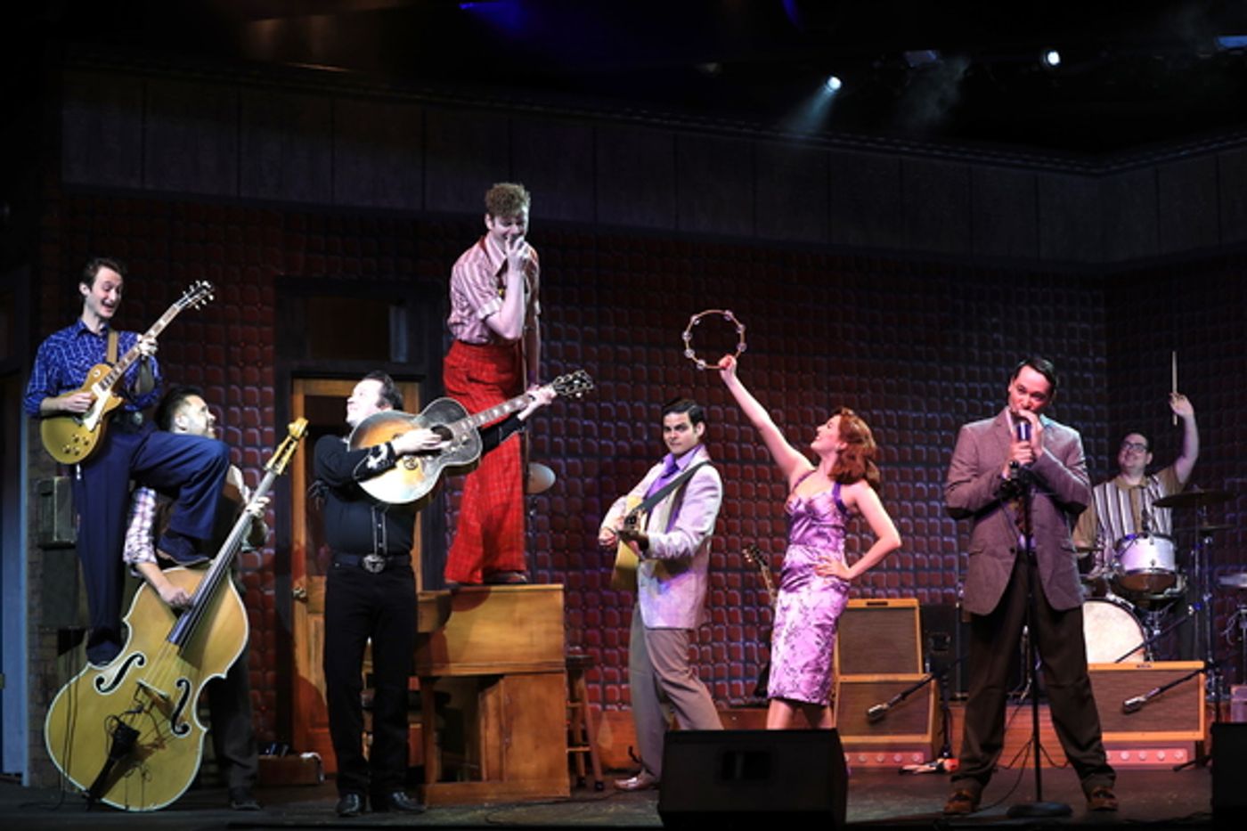 Review: MILLLION DOLLAR QUARTET at Dutch Apple Dinner Theatre Review: MILLLION DOLLAR QUARTET at Dutch Apple Dinner Theatre Image