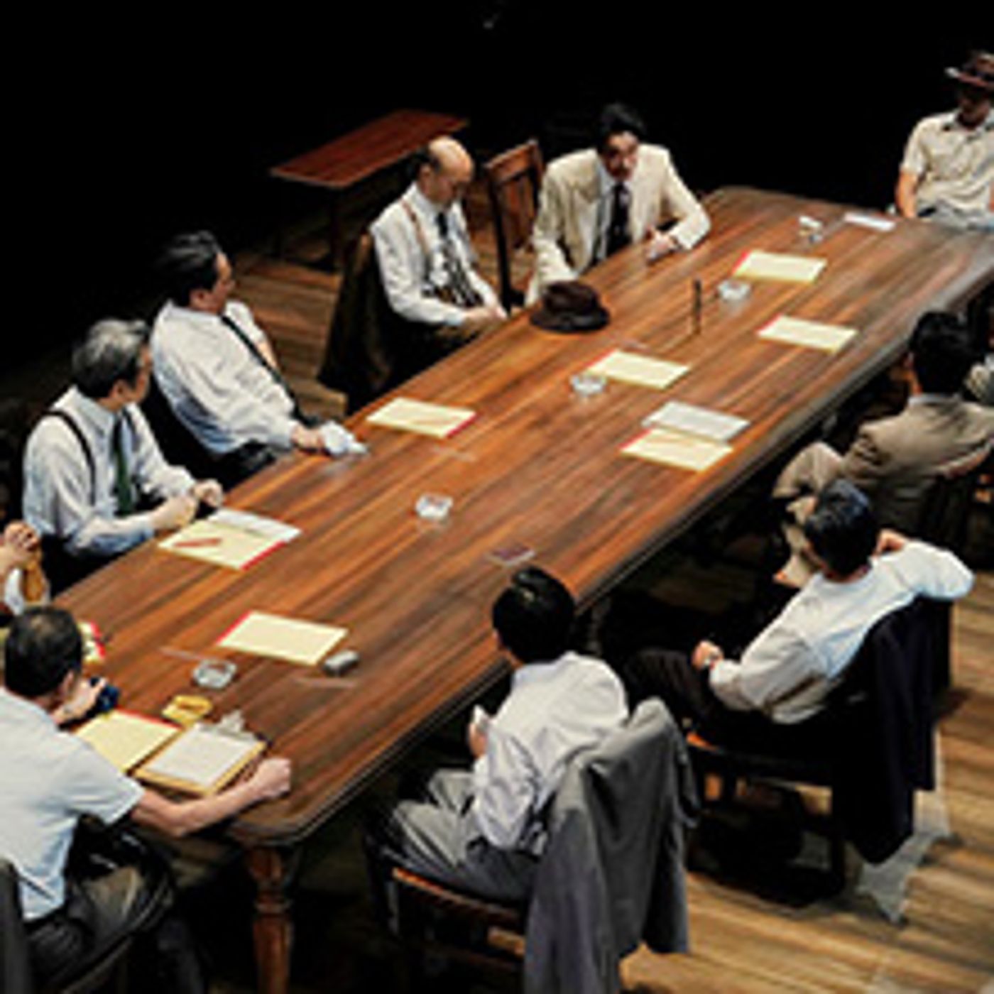 Interview: Peter McKintosh Talks TWELVE ANGRY MEN at Bunkamura Theatre Cocoon Interview: Peter McKintosh Talks TWELVE ANGRY MEN at Bunkamura Theatre Cocoon Image