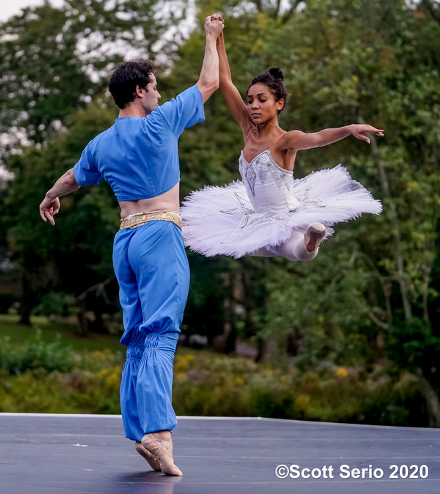 BWW Previews: INAUGURAL FALL GATHERING OF DANCE at Red Rose Farm BWW Previews: INAUGURAL FALL GATHERING OF DANCE at Red Rose Farm Image