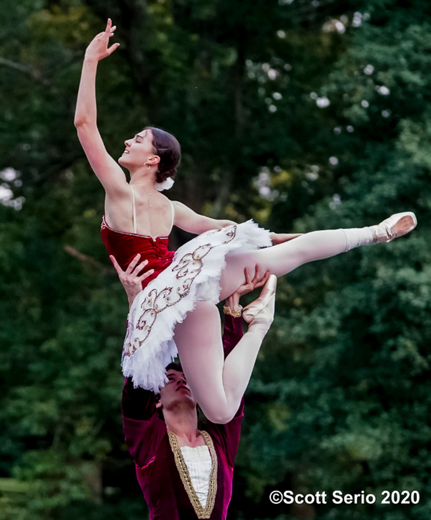 BWW Previews: INAUGURAL FALL GATHERING OF DANCE at Red Rose Farm BWW Previews: INAUGURAL FALL GATHERING OF DANCE at Red Rose Farm Image